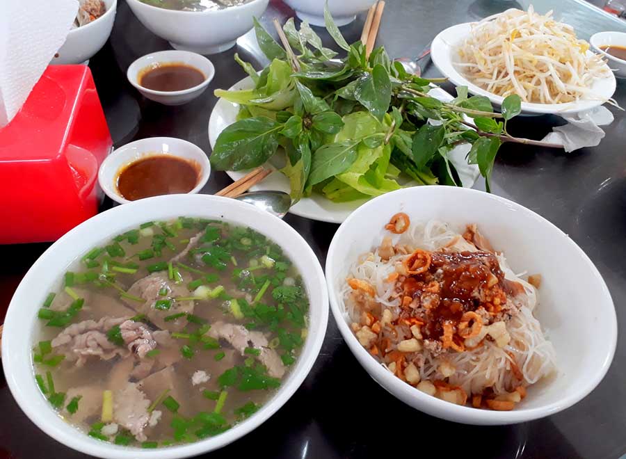 Ăn phở hai tô đặc sản Gia Lai ở đâu